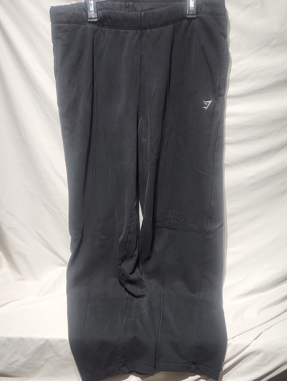 154. Gymshark track pants large